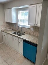 3134 Tidewater Dr in Houston, TX - Foto de edificio - Building Photo