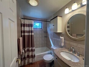 76 Mt Pleasant Rd in Smithtown, NY - Building Photo - Building Photo