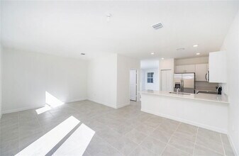 2680 SE 10th St in Homestead, FL - Building Photo - Building Photo