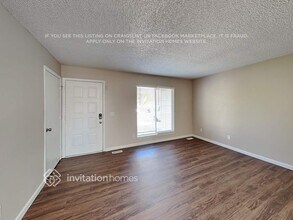 1425 S Olathe Way in Aurora, CO - Building Photo - Building Photo