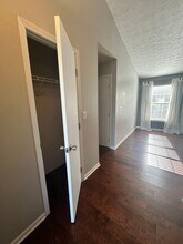 9640 Combs Ln in Louisville, KY - Building Photo - Building Photo