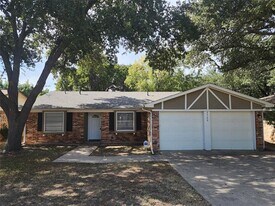 2720 Muse St in Fort Worth, TX - Building Photo