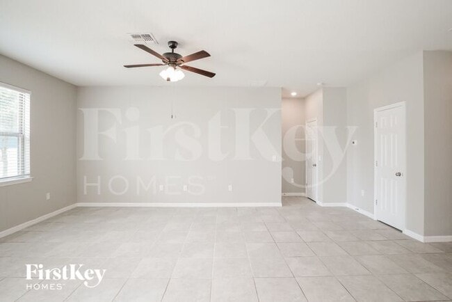 1869 Cayman Cove Cir in St. Cloud, FL - Building Photo - Building Photo