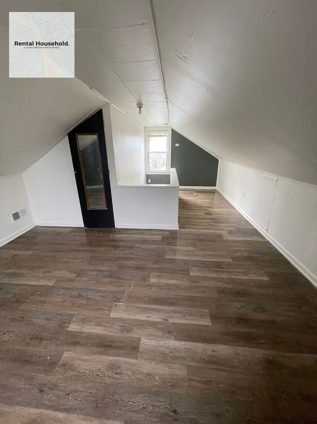 property at 14656 Roselawn St