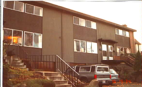 2645 NW 60th St in Seattle, WA - Building Photo - Building Photo