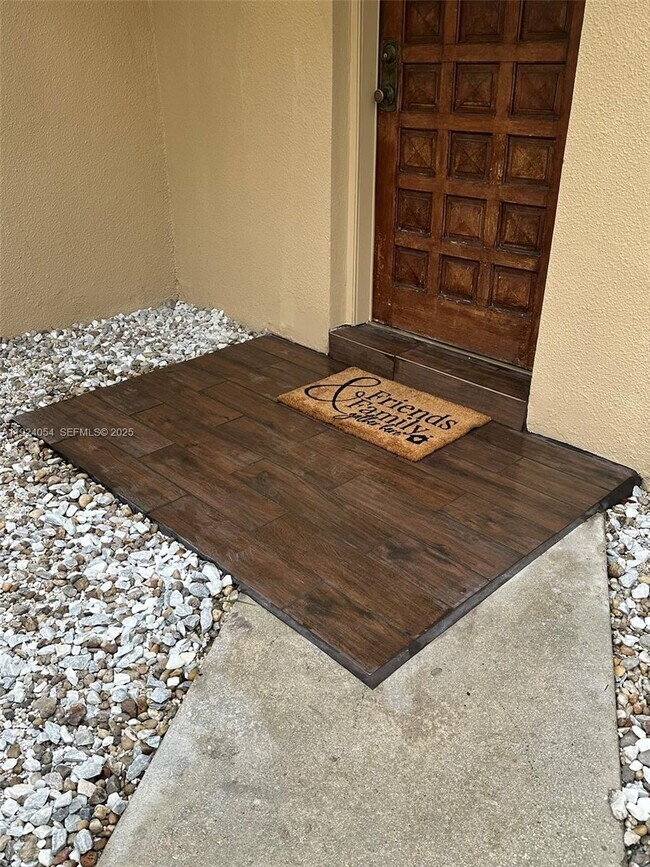 6346 SW 136th Ct in Miami, FL - Building Photo - Building Photo