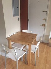 1800 Massachusetts Ave, Unit 8 in Cambridge, MA - Foto de edificio - Building Photo