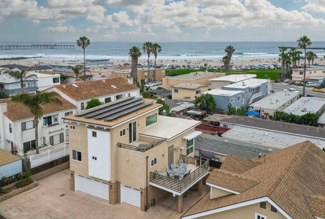 5155 Muir Ave in San Diego, CA - Building Photo