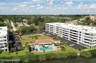 5011 Dixie Hwy NE in Palm Bay, FL - Building Photo - Building Photo