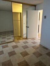 600 E Oceanfront in Newport Beach, CA - Building Photo - Building Photo