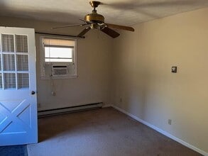 227 Crab Creek Rd in Hendersonville, NC - Building Photo - Building Photo