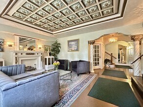 4532 N Ashland Ave, Unit J01P in Chicago, IL - Building Photo - Building Photo