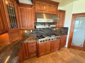 17515 Sarvistree Ct in Santa Clarita, CA - Building Photo - Building Photo