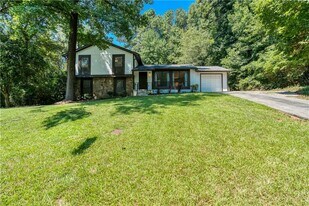 2759 Shetland Ln NW in Kennesaw, GA - Building Photo
