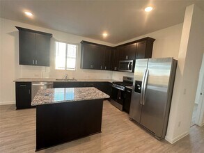 6814 Arabella Lakes Dr in Richmond, TX - Building Photo - Building Photo