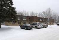 Kenwood Apartments in Hoyt Lakes, MN - Foto de edificio - Building Photo