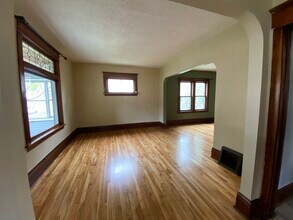783 Edmund Ave W in St. Paul, MN - Building Photo - Building Photo