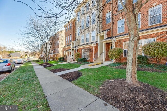 5039 Anchorstone Dr in Woodbridge, VA - Building Photo - Building Photo