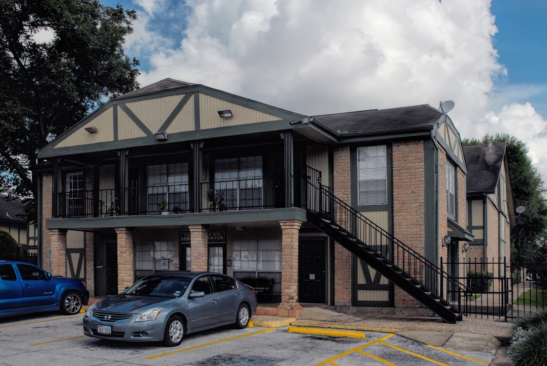 Brompton Square Apartments in Houston, TX - Foto de edificio