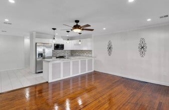 425 Delaware Ave in Portland, PA - Building Photo - Building Photo