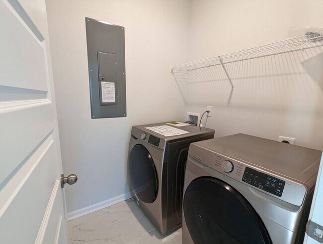 2828 Pinelog Ln in Johns Island, SC - Building Photo - Building Photo
