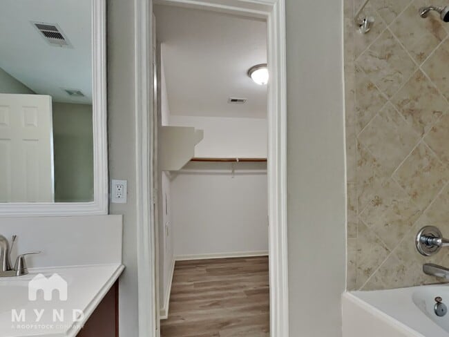 property at 7102 Cypress Pr Dr