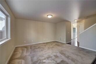 8513 61st Pl NE in Marysville, WA - Building Photo - Building Photo