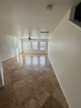 4330 Sprangletop Ave in Baytown, TX - Foto de edificio - Building Photo