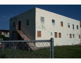 Rooftop Apartments in Belle Glade, FL - Building Photo - Building Photo