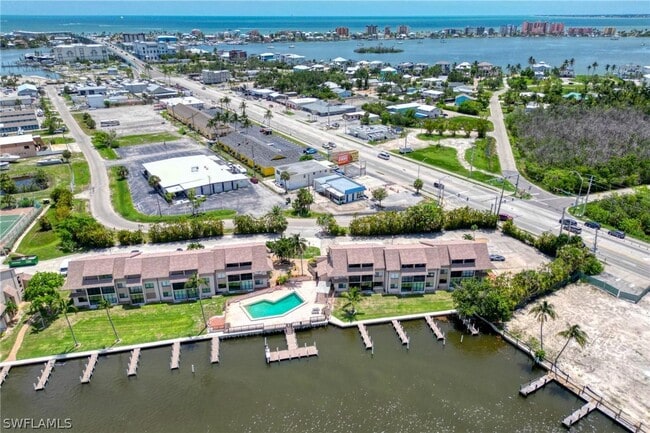 property at 898 Buttonwood Dr