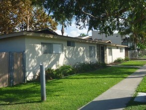 7521 Franklin St in Buena Park, CA - Foto de edificio - Building Photo