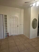 1240 NE 148th St in Miami, FL - Building Photo - Building Photo