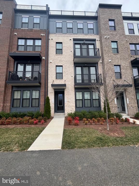 43396 Farringdon Sq in Ashburn, VA - Building Photo - Building Photo