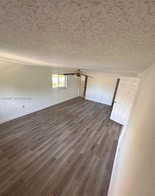 585 NW 182nd Terrace in Miami, FL - Building Photo - Building Photo