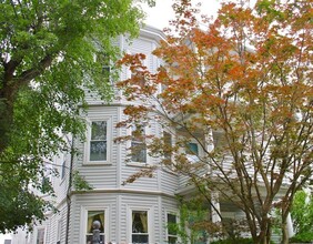 2 Gilson Ter, Unit 1 in Somerville, MA - Building Photo - Building Photo