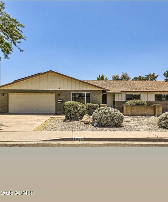 property at 1947 E Watson Dr