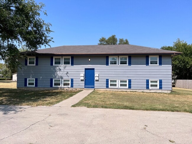 property at 810 W 11th St