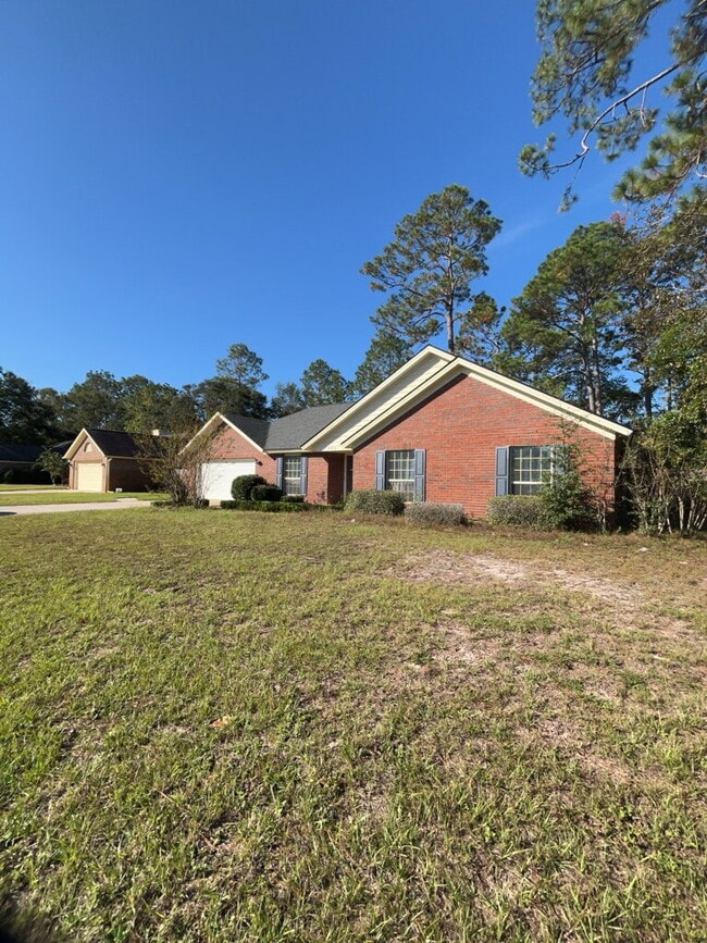 property at 440 Arlington Dr