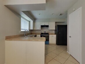 4523 Mossygate Dr in Spring, TX - Building Photo - Building Photo