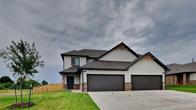 12513 Florence Ln in Yukon, OK - Building Photo - Building Photo