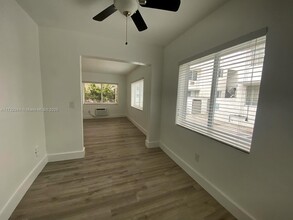 1135 Euclid Ave in Miami Beach, FL - Building Photo - Building Photo