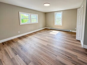 9 Mount Pleasant St, Unit 2 in Athol, MA - Building Photo - Building Photo