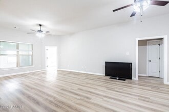 202 Sparkling Meadows Ln in Lafayette, LA - Building Photo - Building Photo