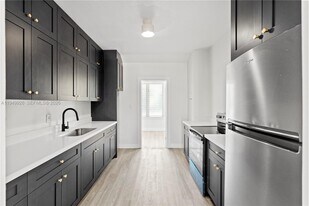 113 NW 57th St in Miami, FL - Building Photo