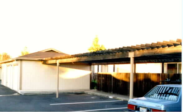 2074-2208 Bluebell Dr in Santa Rosa, CA - Building Photo