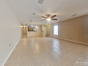 7944 Cherry Blossom Dr S in Jacksonville, FL - Building Photo - Building Photo