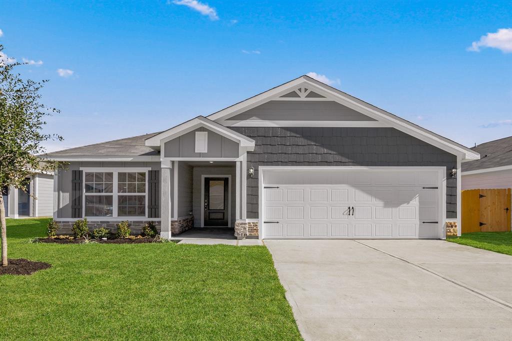 10434 Red Cardinal Dr in Cleveland, TX - Building Photo