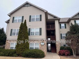 1331 Harts Ridge Dr in Seneca, SC - Building Photo