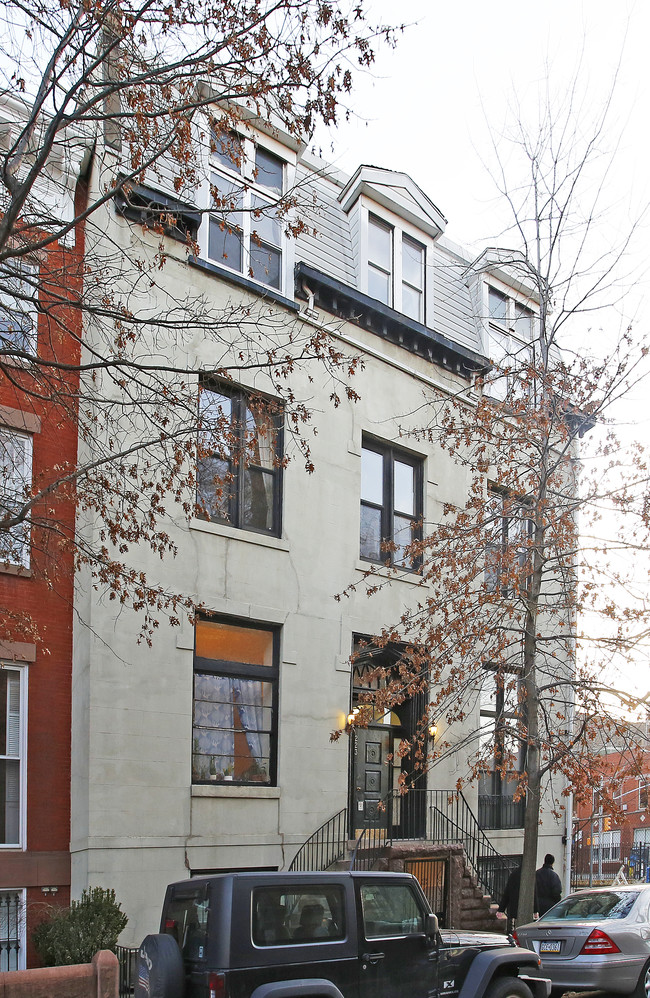 223 Congress St in Brooklyn, NY - Building Photo - Building Photo