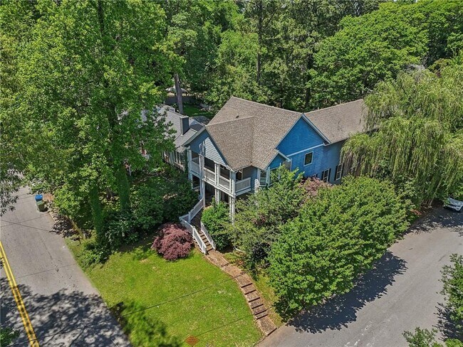 411 Deering Rd NW in Atlanta, GA - Building Photo - Building Photo